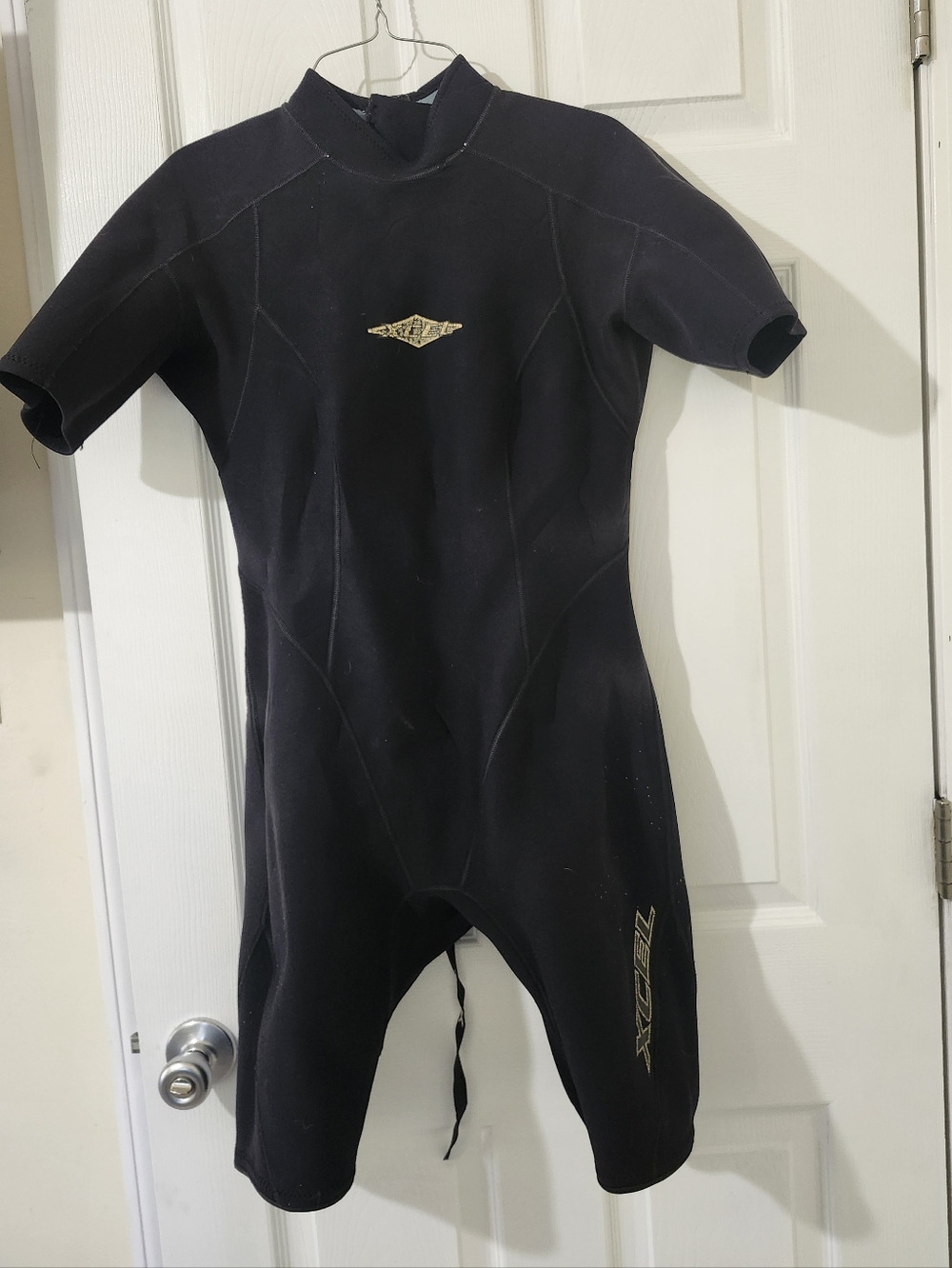 Xcel Black Short-Sleeve Wetsuit Men's Small Or Medium Swim Dive Suit Shorty Zip